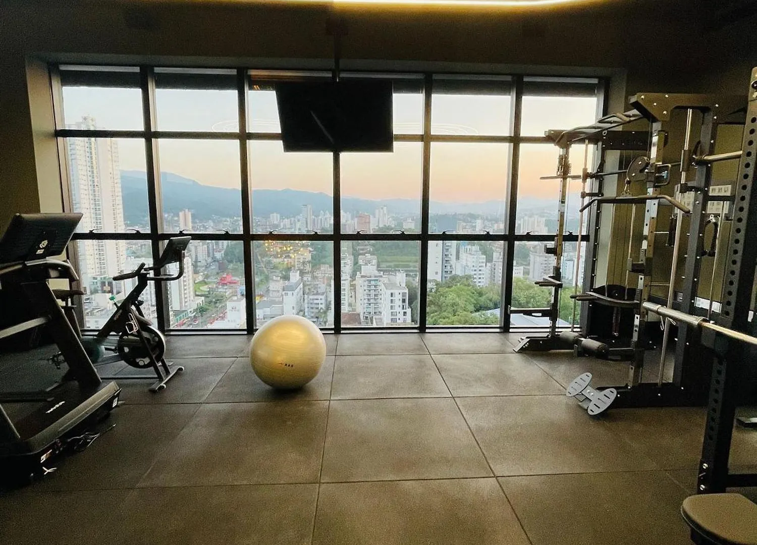 Апартаменты Loft Up 510 | Mobiliado | Wifi | Piscina | Vaga Блуменау Бразилия