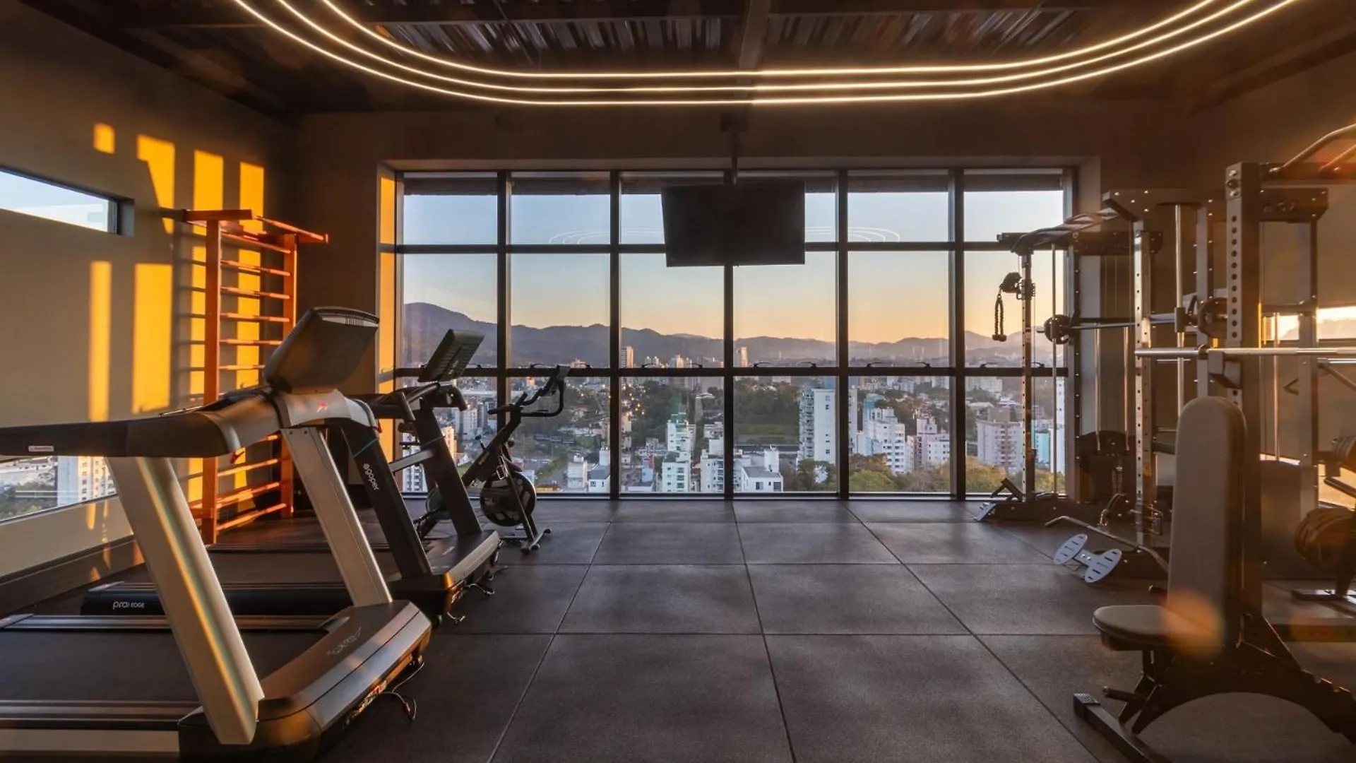 Апартаменты Loft Up 510 | Mobiliado | Wifi | Piscina | Vaga Блуменау